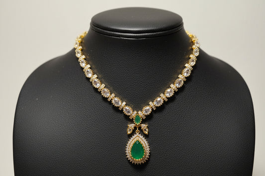 Emerald Teardrop Elegance Set (Brass Based)