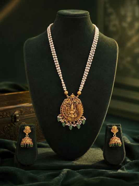 Divine Lakshmi Pearl Necklace