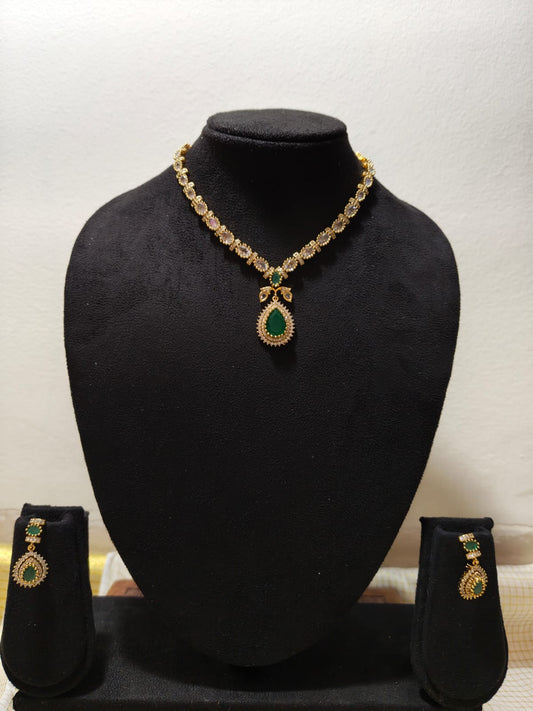 Emerald Teardrop Elegance Set (Brass Based)