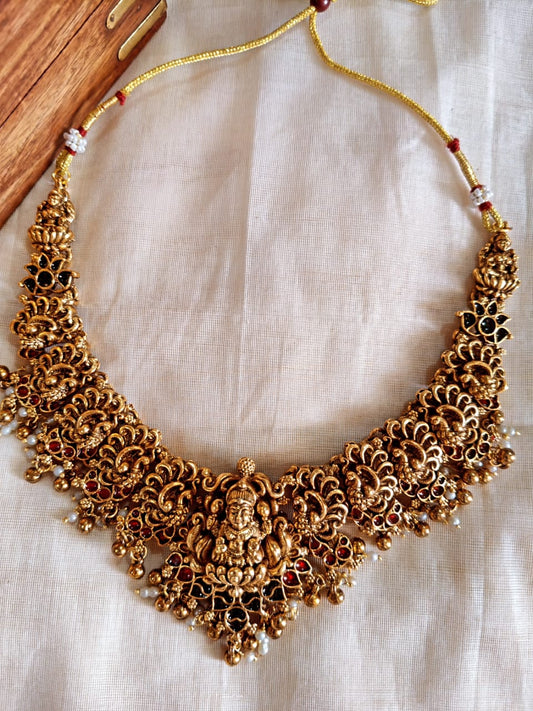 LEKSHMI CHOKER SET
