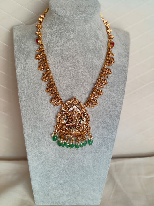 DIVINE GODDESS NECKLACE